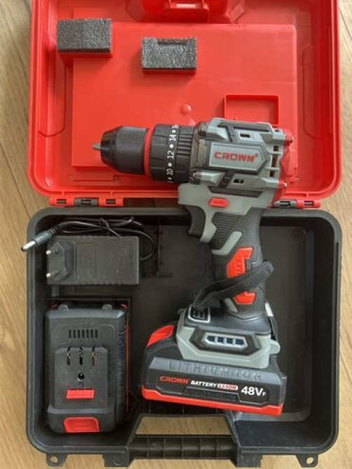 Аккумуляторная дрель-шуруповерт Crown с литий-ионным аккумулятором Бишкек - изображение 1