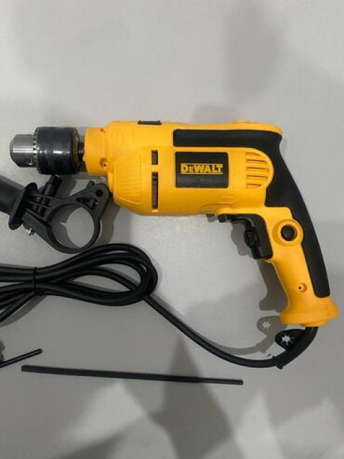 Ударная дрель DeWalt мощностью 750 Вт с регулируемой скоростью Бишкек - изображение 1