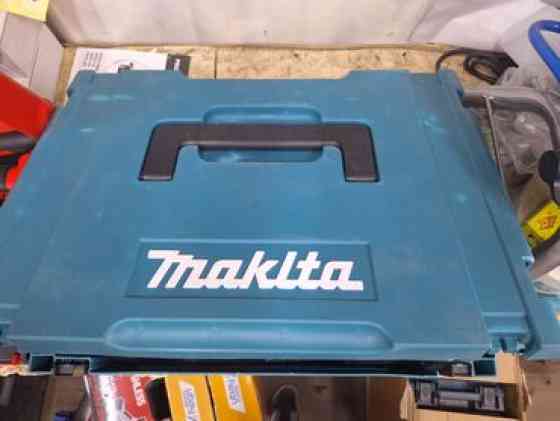 Набор инструментов Makita в фирменном кейсе предназначен для широкого Bishkek