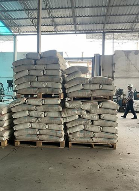 Цемент, мешки с цементом, уложенные на деревянные поддоны Бишкек - изображение 1