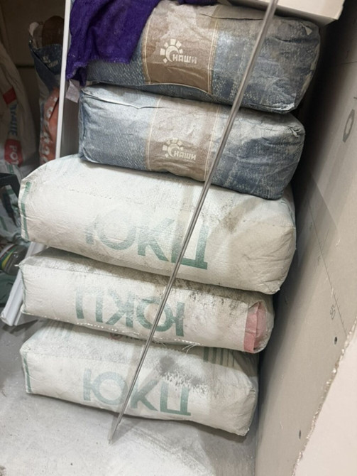 Сухие строительные смеси в мешках. За все 2500 новые в мешке - Формат Бишкек - изображение 1