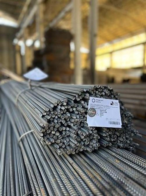 Пакет стальной арматуры от 