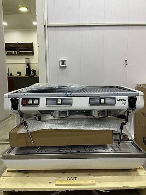 Кофеварка, кофемашина, Новый, Самовывоз, Бесплатная доставка, Платная доставка Бишкек - изображение 1