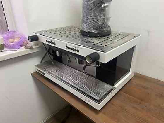 Кофеварка, кофемашина, Новый, Бесплатная доставка Бишкек