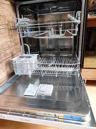 Посудомойка, Б/у, Самовывоз Бишкек