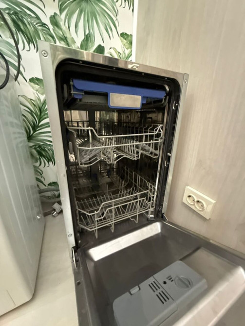 Посудомойка, Б/у, Самовывоз, Бесплатная доставка, Платная доставка Бишкек - изображение 1