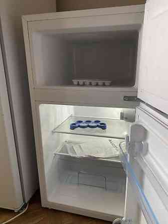 Холодильник AUCMA (модель BCD-95W, двухкамерный) - Компактный Бишкек