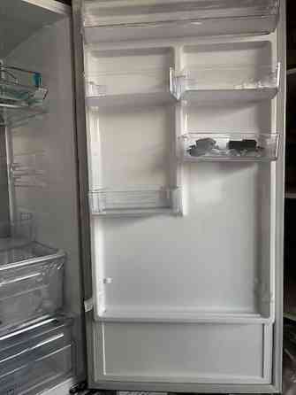 Samsung RB37A5491SA — No Frost, идеальное состояние Продам Бишкек