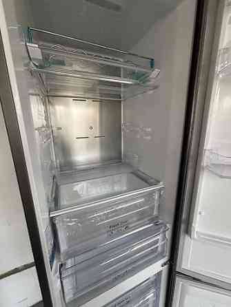 Samsung RB37A5491SA — No Frost, идеальное состояние Продам Бишкек