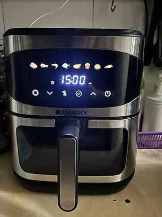 Продается новая аэрогриль Пользовалась 1 раз Поняла что она слишком Бишкек