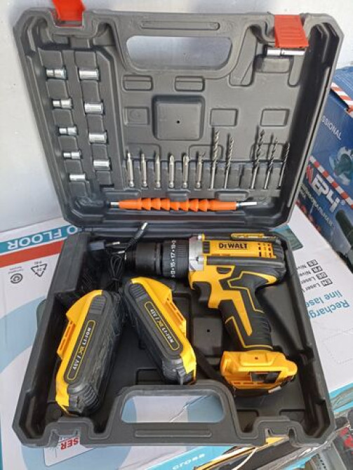Универсальный набор аккумуляторной дрели DeWALT в прочном черном кейсе Бишкек - изображение 1
