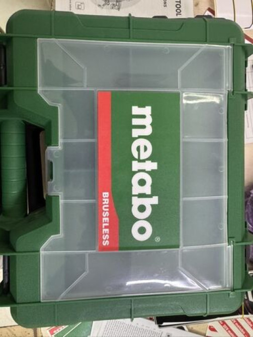 Дрели Metabo, представленный в прочном зеленом кейсе. Кейс имеет Бишкек - изображение 1