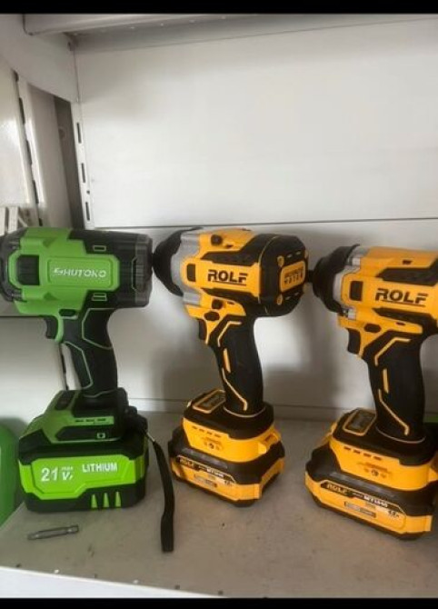 Набор аккумуляторных электроинструментов 