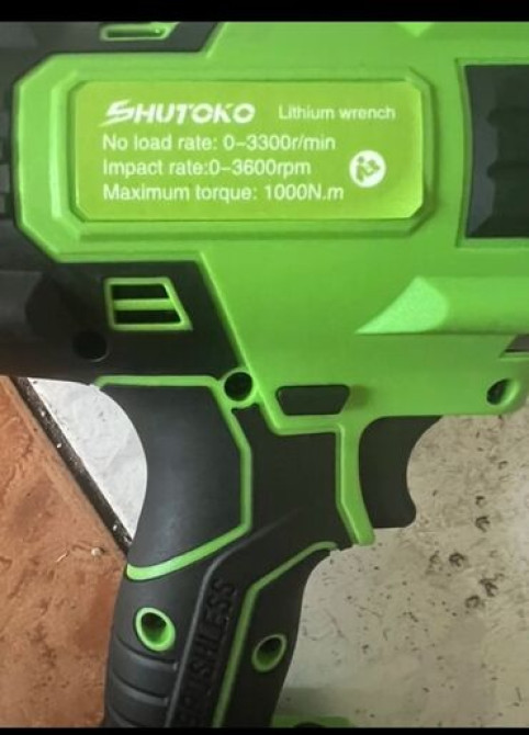 Набор аккумуляторных электроинструментов 