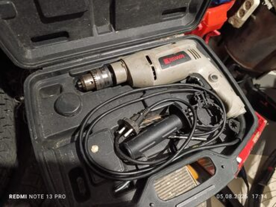 Пила-рабочее состояние отличное.Цена 2.000 сом. Дрель-рабочее Бишкек - изображение 3