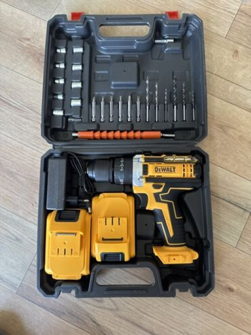 Ударная дрель-шуруповерт DeWalt в комплекте с двумя аккумуляторами Бишкек - изображение 1