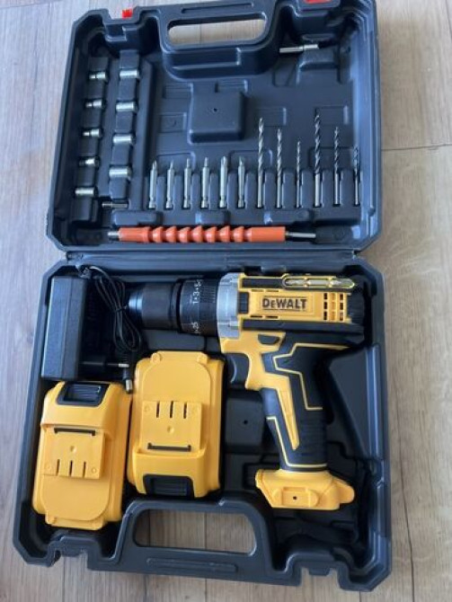 Универсальный аккумуляторный шуруповерт с дрелью в комплекте с Бишкек - изображение 1