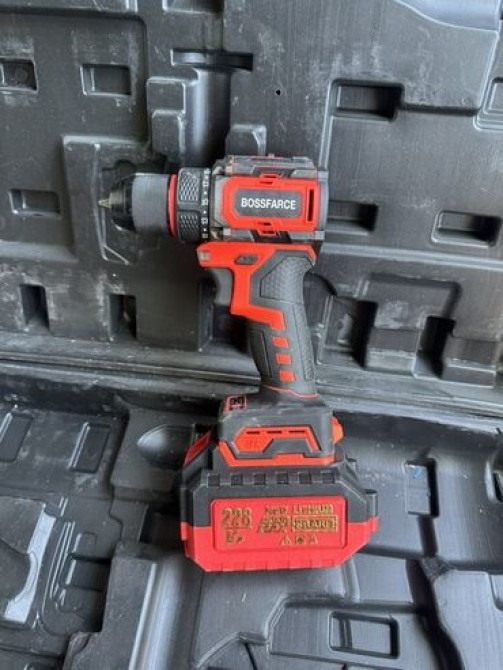 Набор аккумуляторных инструментов 4 в 1, включающий углошлифовальную Бишкек - изображение 5