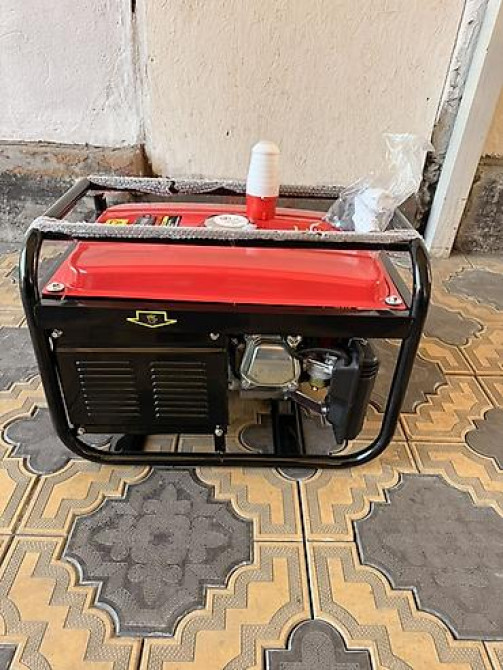 Бензиновый генератор Honda AV6500 - Тип: переносной бензогенератор в Бишкек - изображение 5