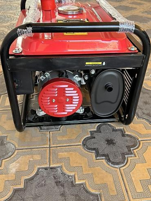 Бензиновый генератор Honda AV6500 - Тип: переносной бензогенератор в Бишкек - изображение 3