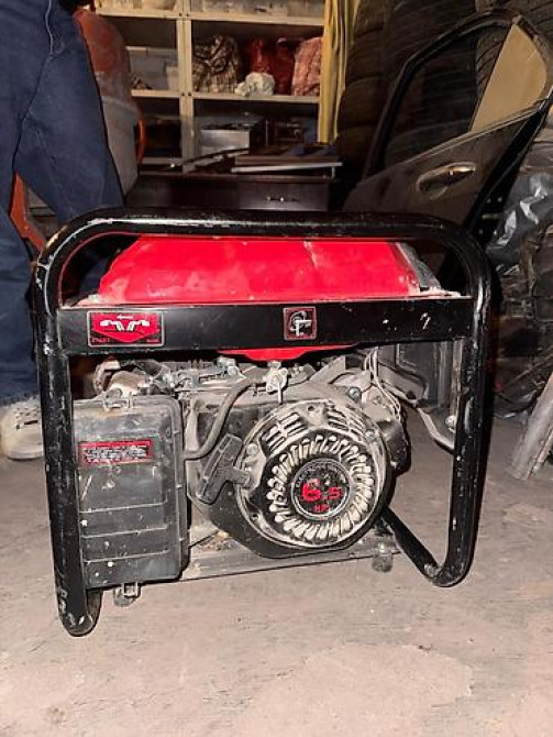 Бензиновый генератор в раме - Двигатель: 4‑тактный, мощность 6.5 HP Бишкек - изображение 4