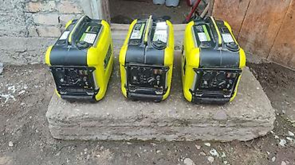 В наличии 3 шт. Продаю инверторный генератор TEXA 2000 б/у Бишкек - изображение 3