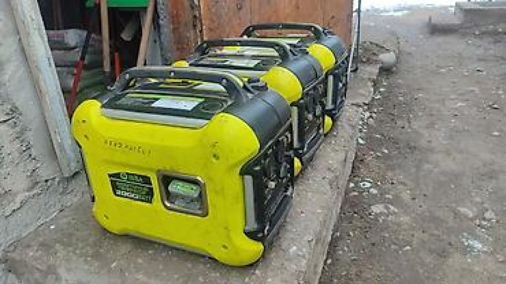 В наличии 3 шт. Продаю инверторный генератор TEXA 2000 б/у Бишкек - изображение 1