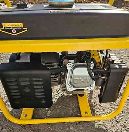 Бензиновый генератор ROLF TOP-1500S — это компактная портативная Бишкек