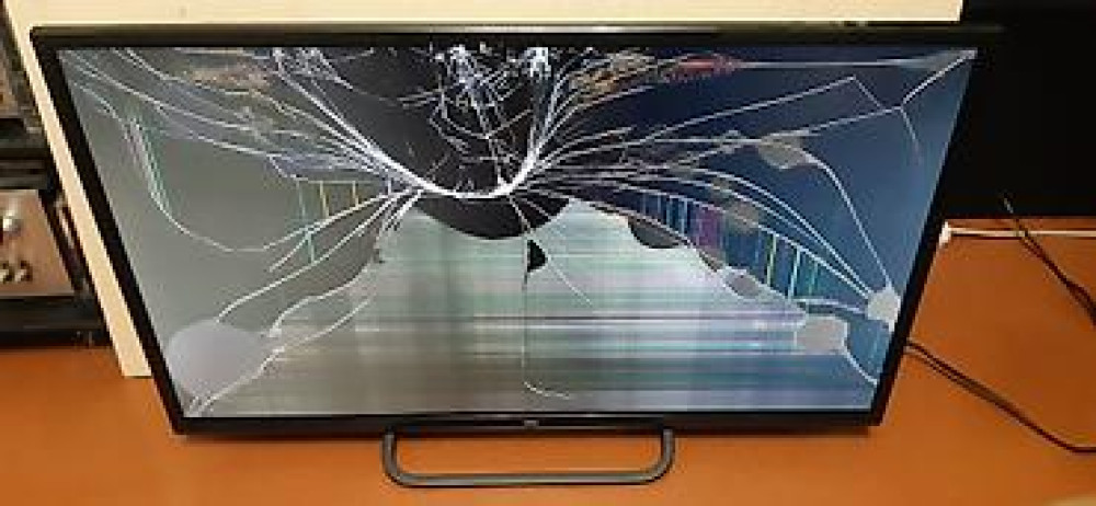 Продаю телевизор VOX 32