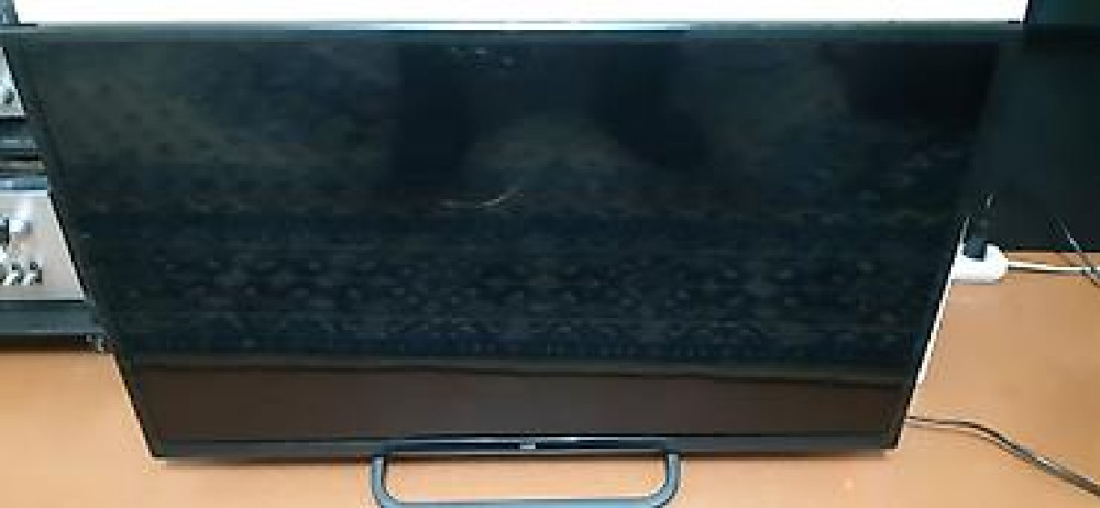 Продаю телевизор VOX 32