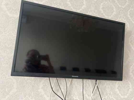 Телевизор Skyworth, диагональ около 32–40