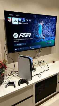 PlayStation 5 CFI-1216A (с дисководом) — новая Продаётся новая Бишкек