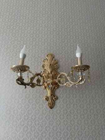 Набор классических светильников в едином стиле: потолочная люстра и Бишкек