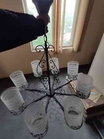 Продаю люстрy 8 рожковая 3500 сом Бишкек