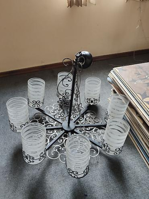 Продаю люстрy 8 рожковая 3500 сом Bishkek - photo 2