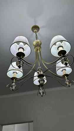 Потолочная люстра на 6 плафонов в классическом стиле. - Материал Бишкек