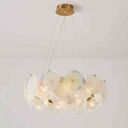 ПРОДАЮ! Абсолютно новую люстру из муранского стекла, диаметр 50 см Бишкек