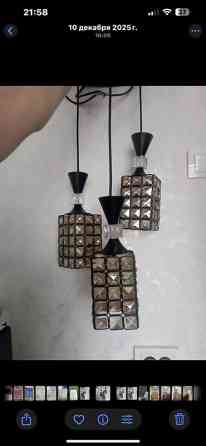 НОВАЯ Дизайнерская люстра на 3 плафона,
Отдам за 2400с Бишкек