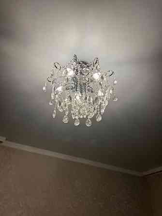 Потолочные светильники (2 модели) 1) Хрустальная люстра-плафон - Бишкек