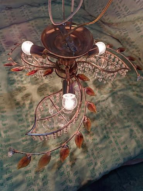 Продаю люстры б/у в отличном состоянии: 1.Люстра потолочная 3-х Bishkek - photo 2