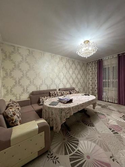 Продается 3х ком. квартира 105 улучшенная серия в 12 микрорайоне Bishkek - photo 3