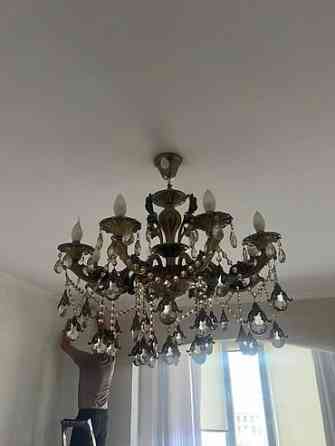 Продаётся люстра. Красивая классическая люстра с хрустальными Бишкек