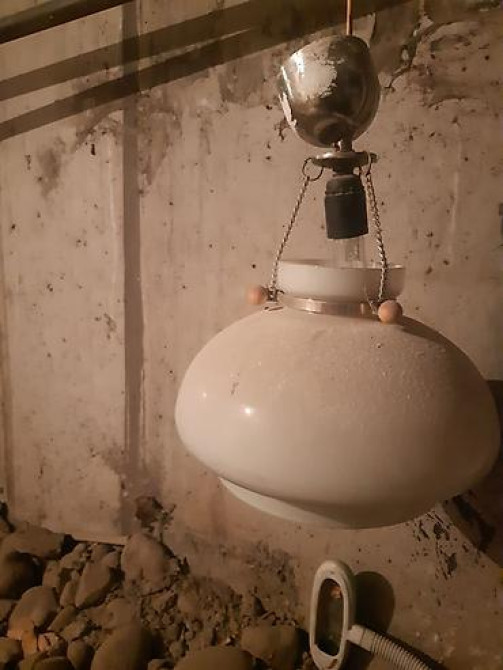 Подвесной винтажный светильник с матовым стеклянным плафоном «шар» Бишкек - изображение 1