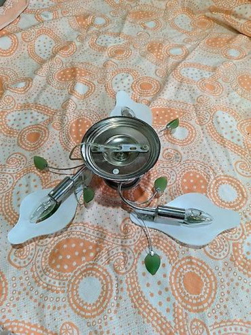 Продаю люстры б/у в отличном состоянии: 1.Люстра потолочная 3-х Bishkek - photo 5