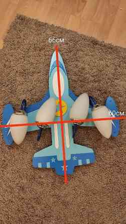 Классная люстра в детскую Все работает, без лампочек В отличном Бишкек