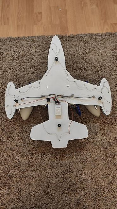 Классная люстра в детскую Все работает, без лампочек В отличном Бишкек - изображение 3