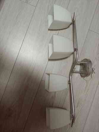 Продается люстра под 4 лампы Е14. Состояние нормальное Бишкек