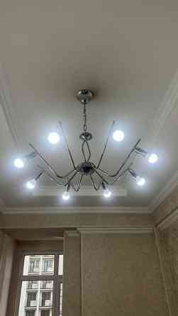 Стильная люстра с 8 источниками света обеспечивает хорошую Бишкек