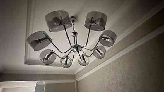 Стильная люстра с 8 источниками света обеспечивает хорошую Бишкек