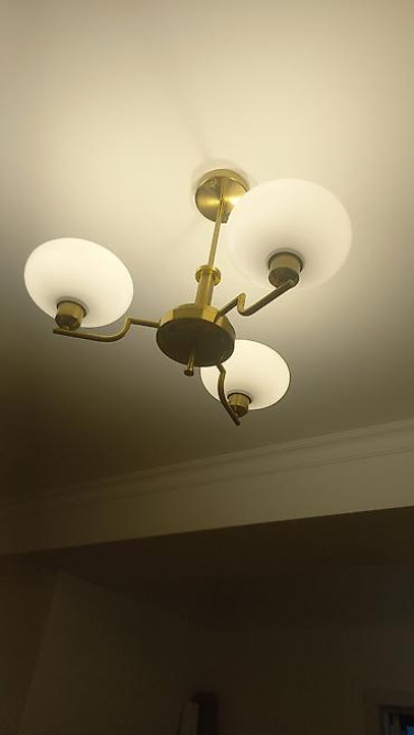 Продаю 5 рожковую люстру, ширина 75 см. Люстра в наличии. Можно также Bishkek - photo 2